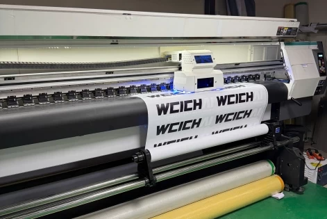 7 lý do nên chọn in UV bạt cho bảng hiệu cửa hàng