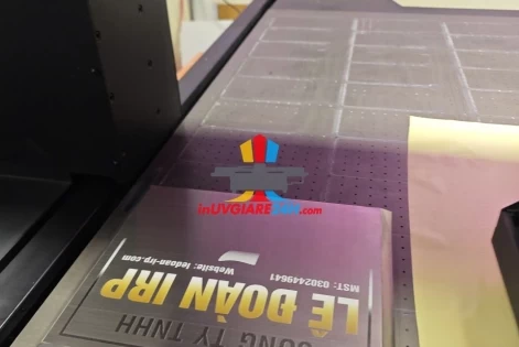 In UV Inox Giá Bao Nhiêu? Báo Giá Và Yếu Tố Quyết Định Chi Phí