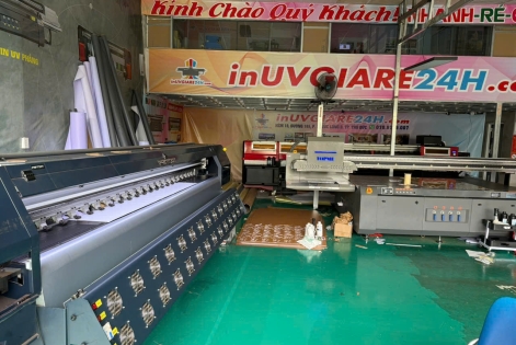 In UV Khổ lớn Giá Rẻ – Báo Giá Mới Nhất TPHCM