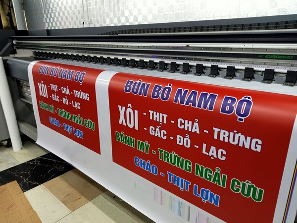 in bạt làm bảng hiệu