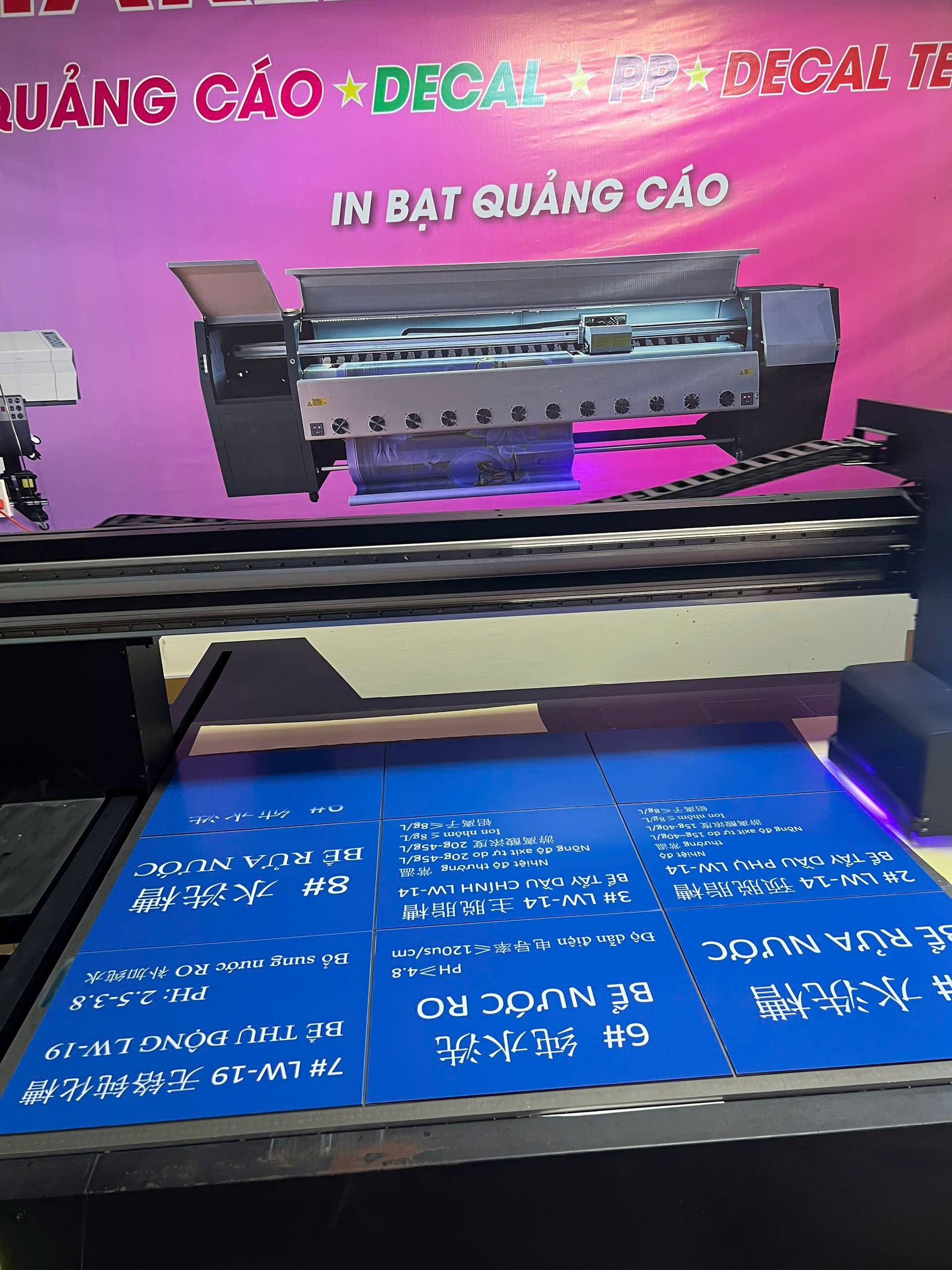 dịch vụ in UV lấy liền
