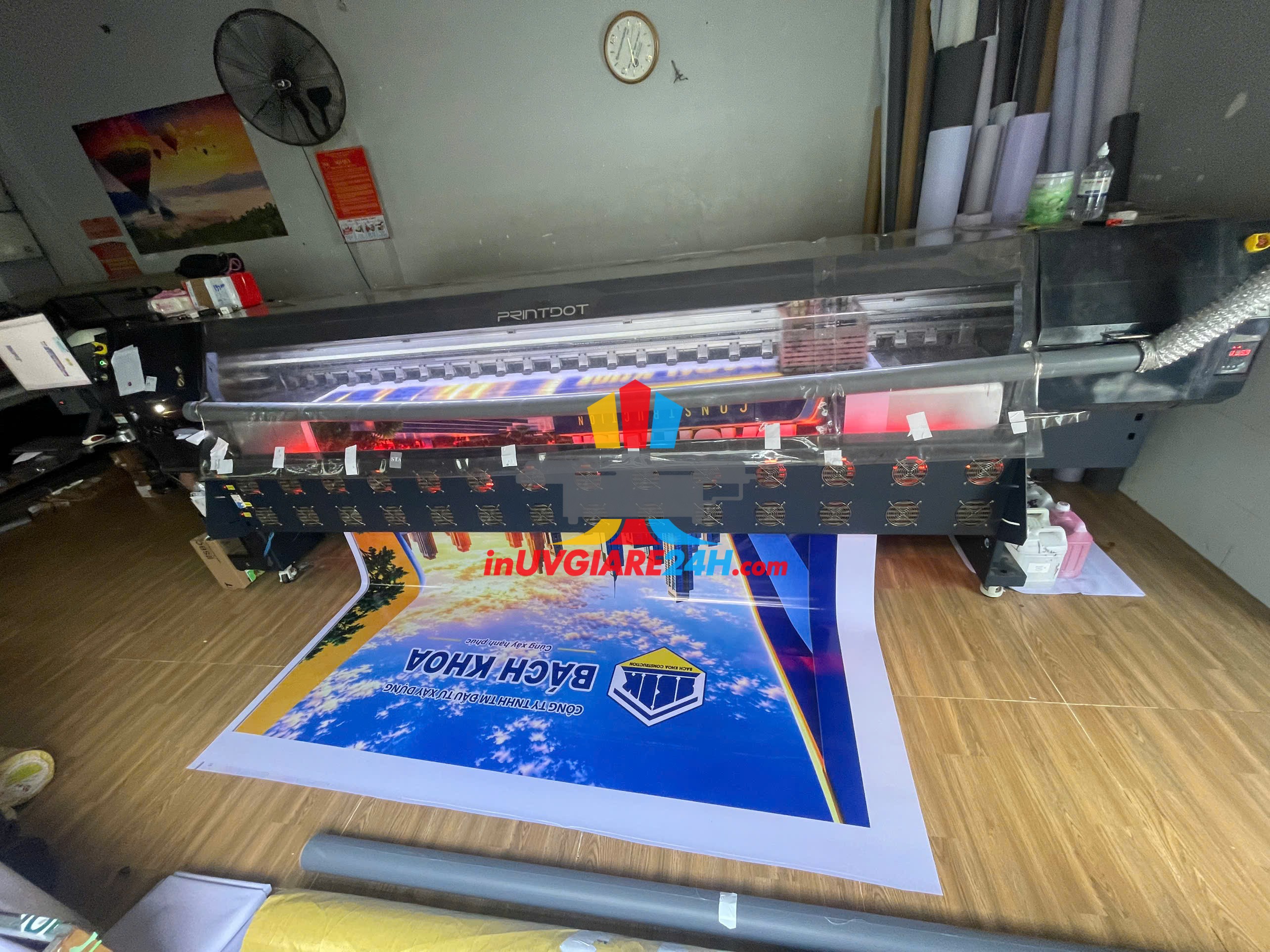 In UV ngoài trời