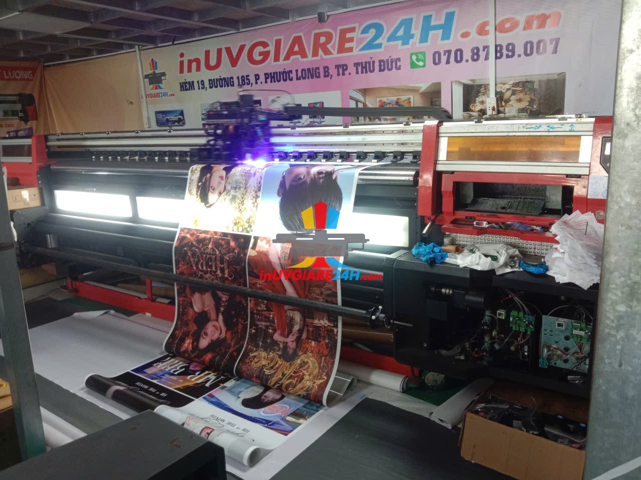 Giá in UV theo m2