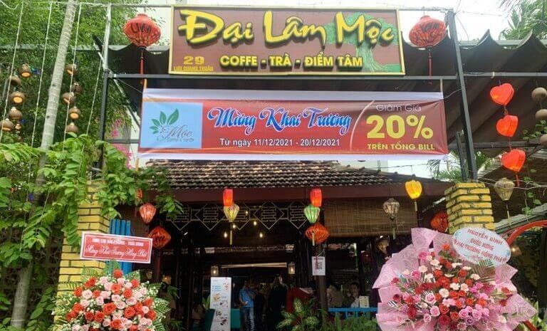 In băng rôn khai trương