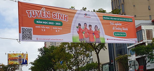In băng rôn treo ngoài trời