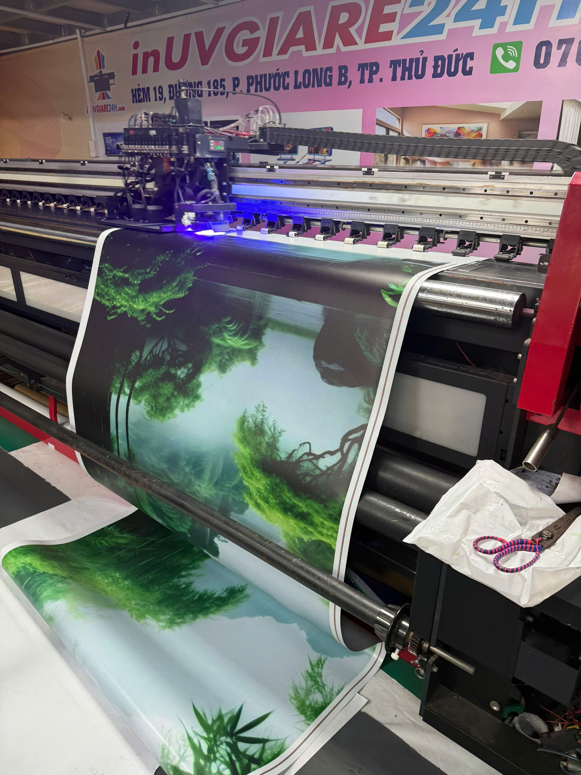 in decal mờ dán kính