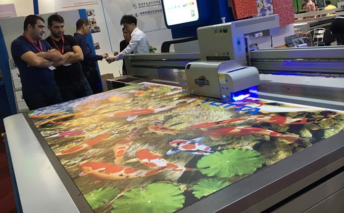 in gỗ UV theo yêu cầu