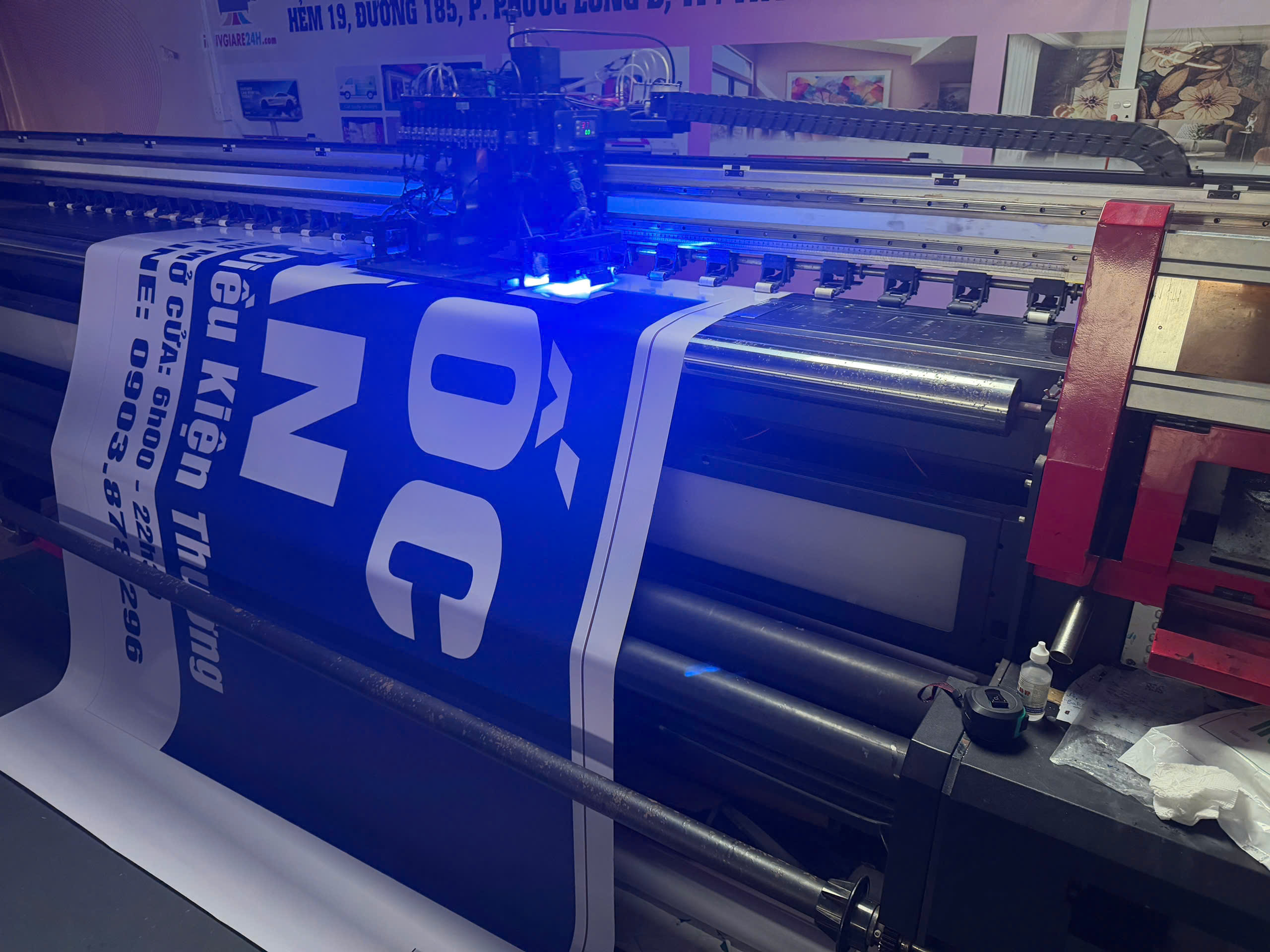 in UV giá rẻ theo yêu cầu