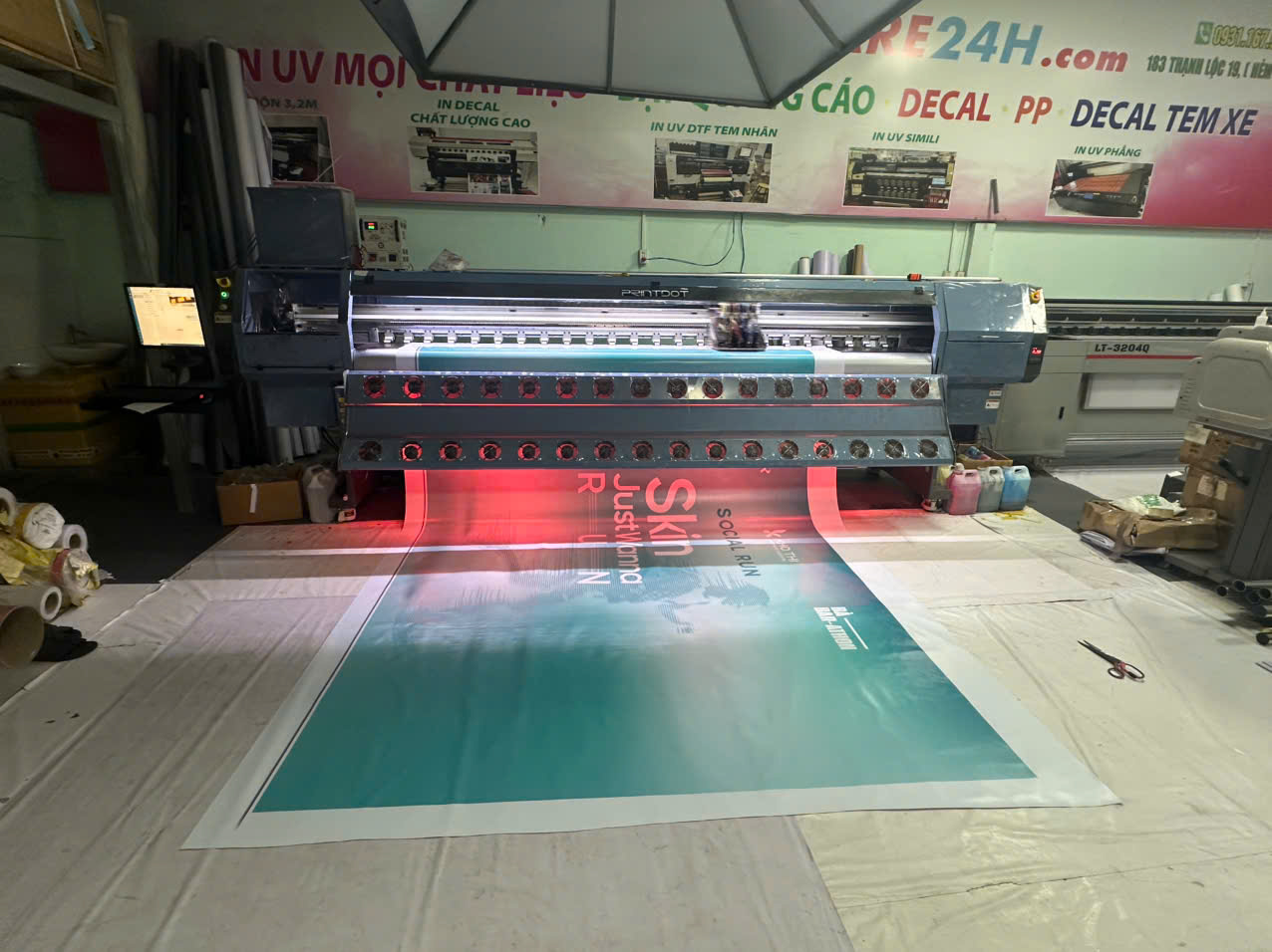In UV Khổ lớn Không Ghép