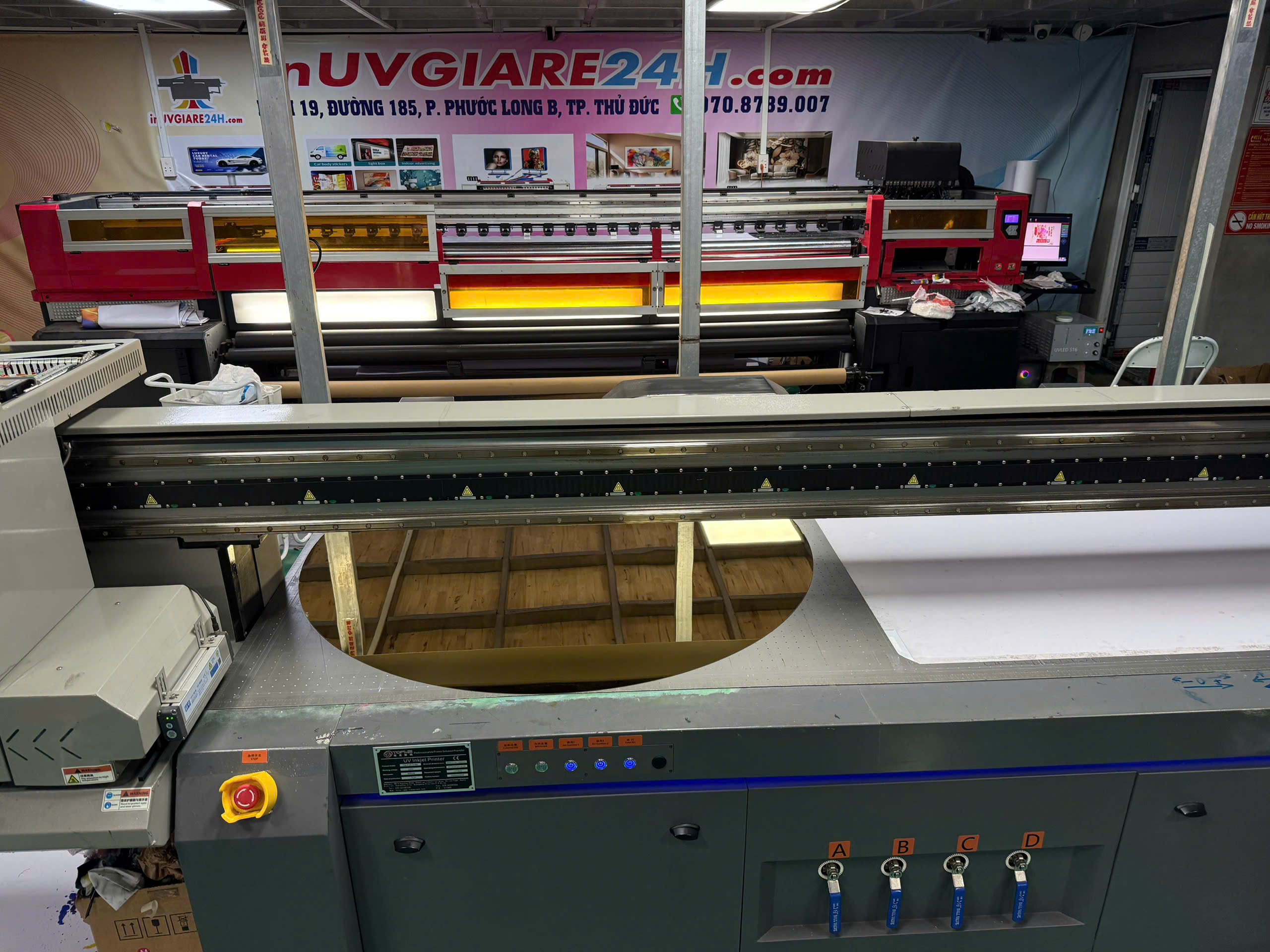 in UV phẳng giá tốt