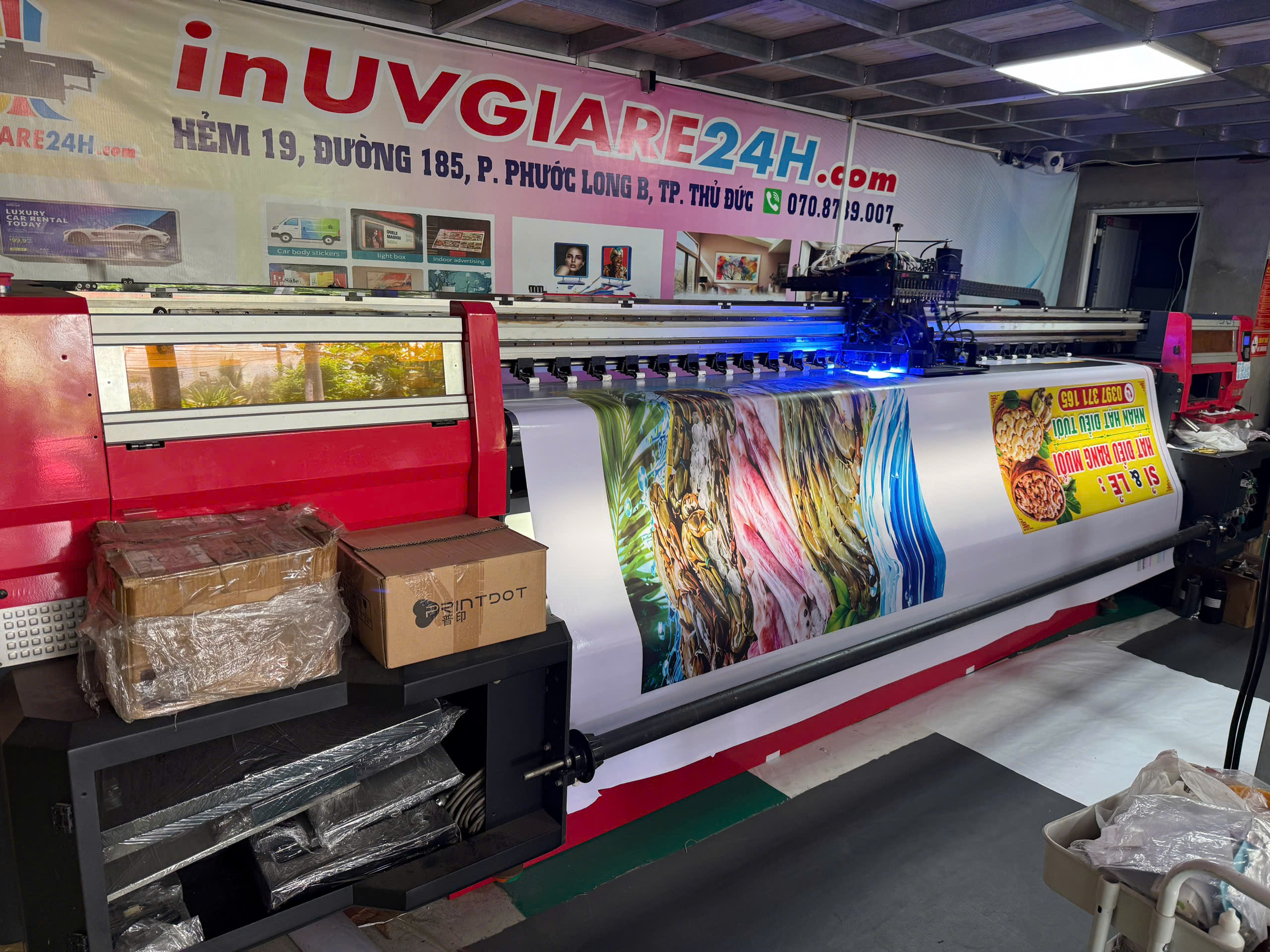 in UV trong quảng cáo