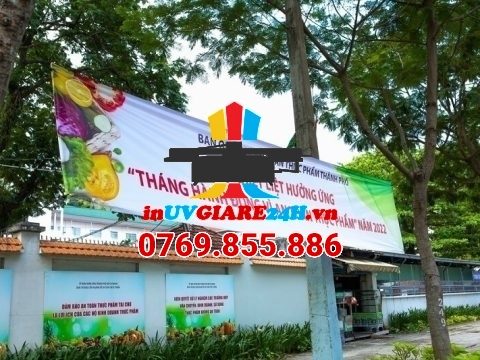 In bạt hiflex đế xám là gì? Ưu điểm và ứng dụng thực tế