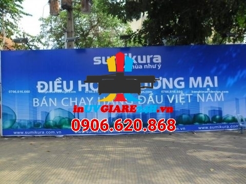 In bạt Hiflex đế xám – Giải pháp che sáng hiệu quả cho bảng hiệu