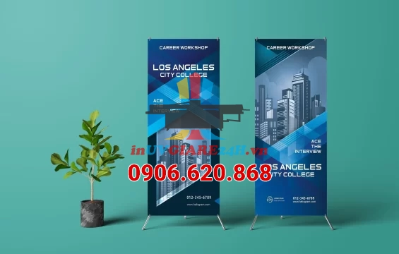 In standee chữ X – Giải pháp quảng cáo tiết kiệm cho sự kiện
